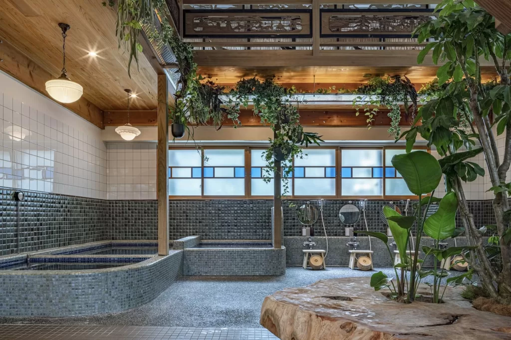 PARADISE 港区 サウナ タトゥー